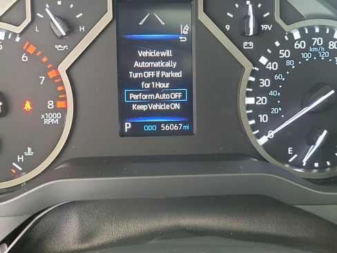 Used 2022 Toyota Tundra Limited AWD/4WD image 26
