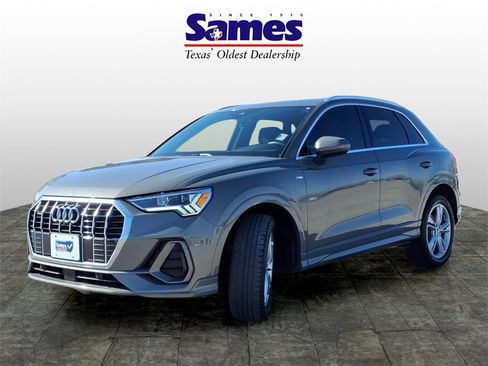 Used 2022 Audi Q3 2.0T Premium Plus image 3