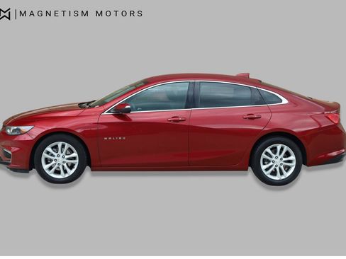 Used 2018 Chevrolet Malibu Hybrid w/ Leather Package FWD image 2