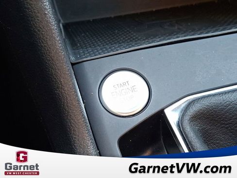 Certified 2022 Volkswagen Taos SE image 24