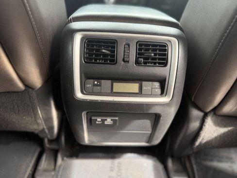 Used 2019 INFINITI QX60 Luxe w/ Essential Package image 15