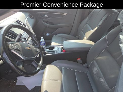Used 2019 Chevrolet Impala Premier w/ Premier Convenience Package FWD image 9