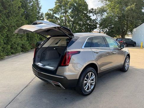 Used 2023 Cadillac XT5 Premium Luxury AWD/4WD image 32