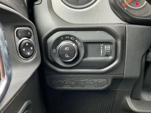 New 2026 Jeep Gladiator Sport AWD/4WD image 21