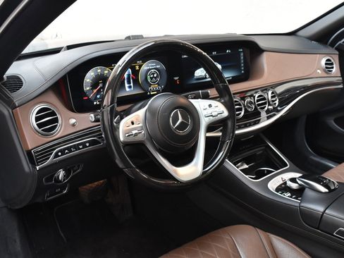 Used 2019 Mercedes-Benz Maybach S 560 4MATIC image 13