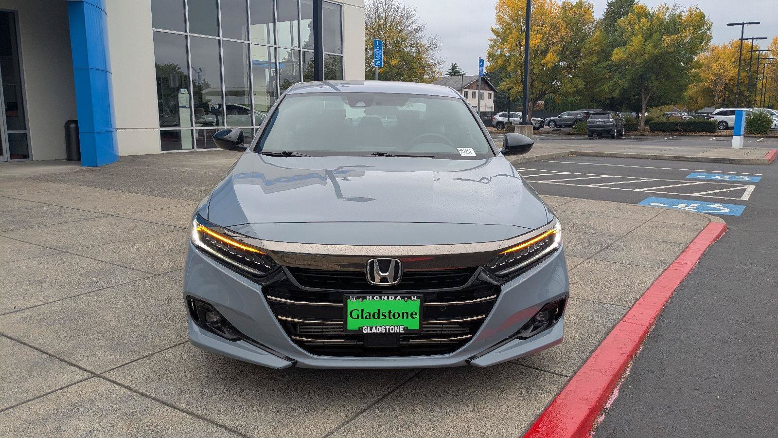 Used 2022 Honda Accord Sport image 9
