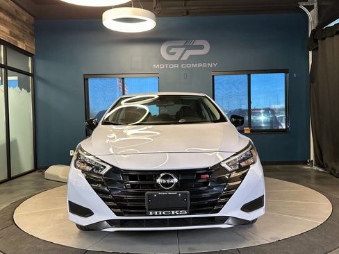 Used 2024 Nissan Versa SR w/ Trunk Package image 8