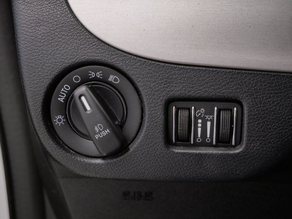 Used 2019 Dodge Grand Caravan GT FWD image 17