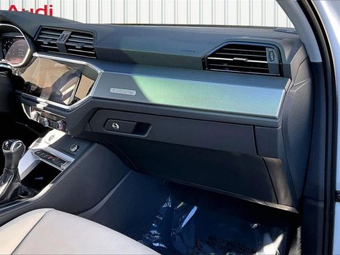 Used 2025 Audi Q3 2.0T Premium Plus w/ Premium Plus Package image 26