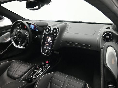 Used 2025 McLaren GTS RWD image 28
