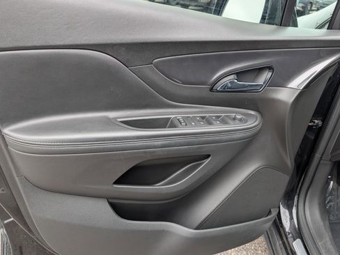 Used 2020 Buick Encore Preferred FWD image 12