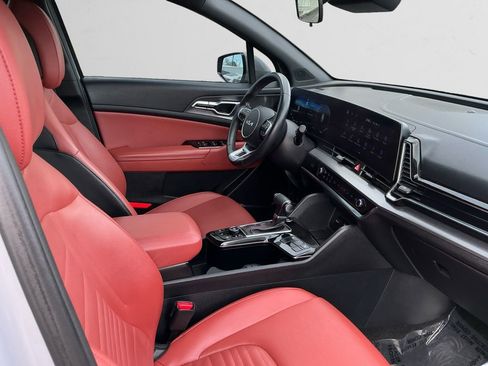 Used 2023 Kia Sportage SX image 15