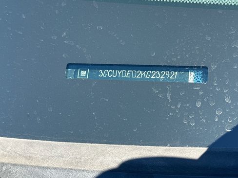 Used 2019 Chevrolet Silverado 1500 LT w/ All-Star Edition image 2