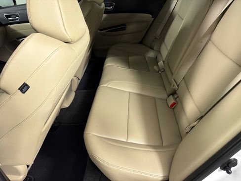 Used 2018 Acura TLX V6 FWD image 19