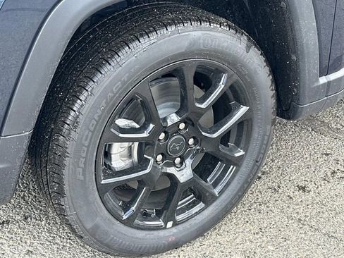 New 2026 Jeep Compass Latitude AWD/4WD image 7