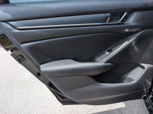 Used 2022 Honda Accord Sport image 30