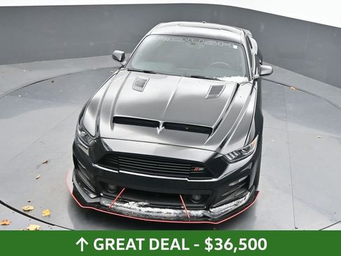 Used 2017 Ford Mustang GT Premium w/ GT Performance Package image 33