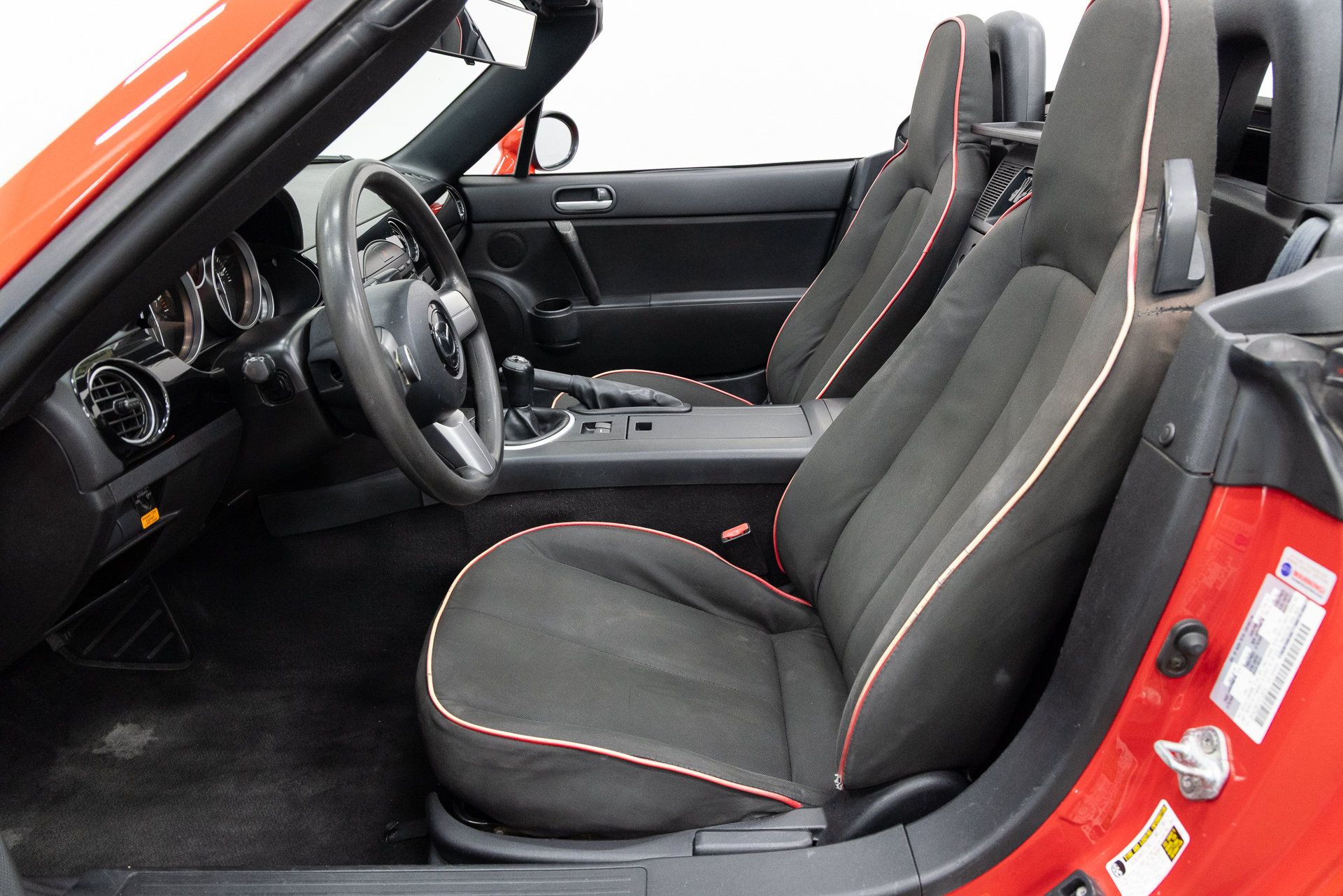 Used 2007 MAZDA MX-5 Miata SV RWD image 7