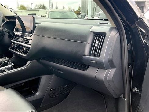 Certified 2025 Nissan Pathfinder SL w/ Cargo Package image 23