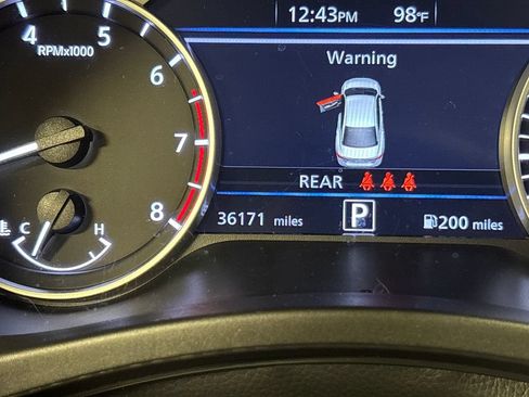 Used 2022 Nissan Sentra SR w/ Electronics Package FWD image 33