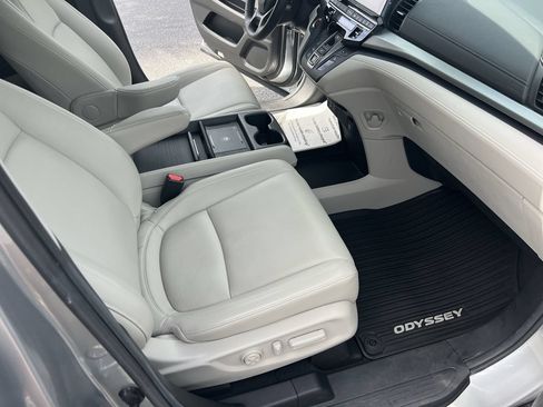 Used 2025 Honda Odyssey EX-L image 35