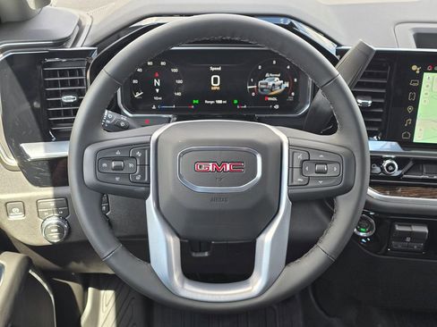 New 2026 GMC Sierra 2500 SLE w/ SLE Value Package; image 8