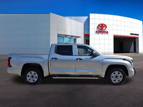 Used 2025 Toyota Tundra SR w/ SR Tow Package AWD/4WD image 8
