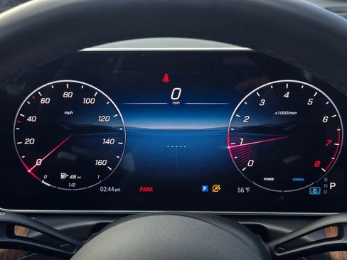 Used 2025 Mercedes-Benz C 300 4MATIC Sedan image 39