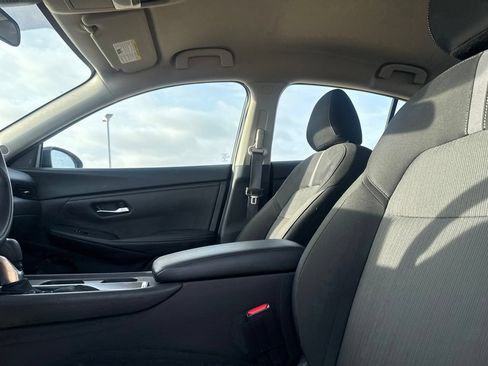 Certified 2025 Nissan Sentra SV FWD image 35