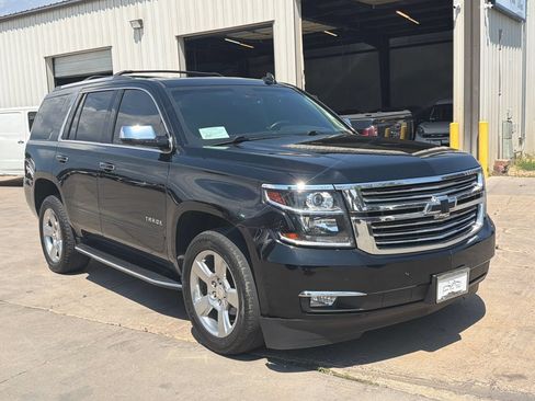 Used 2017 Chevrolet Tahoe Premier AWD/4WD image 3