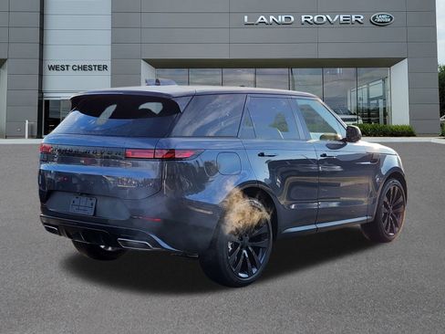 New 2026 Land Rover Range Rover Sport SE image 4