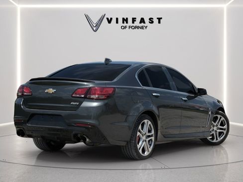 Used 2017 Chevrolet SS RWD image 3