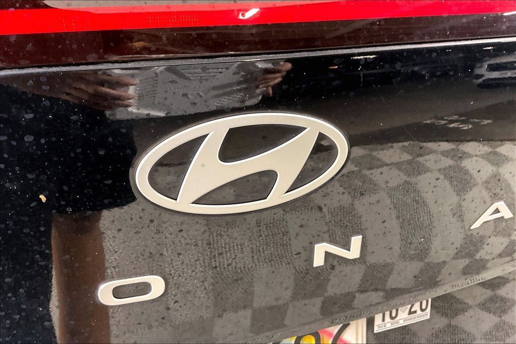 Used 2024 Hyundai Kona SEL FWD image 7