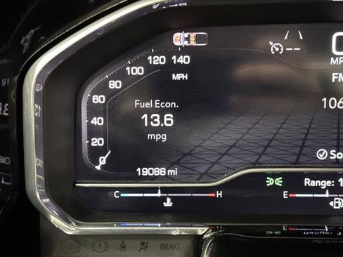 Used 2025 GMC Sierra 1500 Elevation image 6