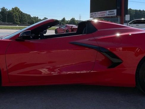Used 2024 Chevrolet Corvette Stingray Convertible w/ Z51 Performance Package image 34