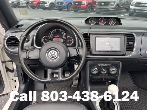 Used 2013 Volkswagen Beetle 2.0T FWD image 17