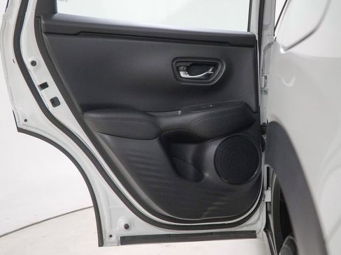 Used 2023 Honda HR-V LX image 37