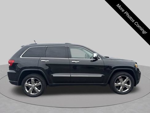 Used 2013 Jeep Grand Cherokee Laredo AWD/4WD image 4