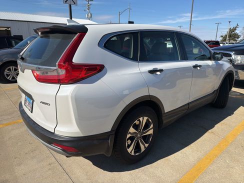 Used 2019 Honda CR-V LX image 3