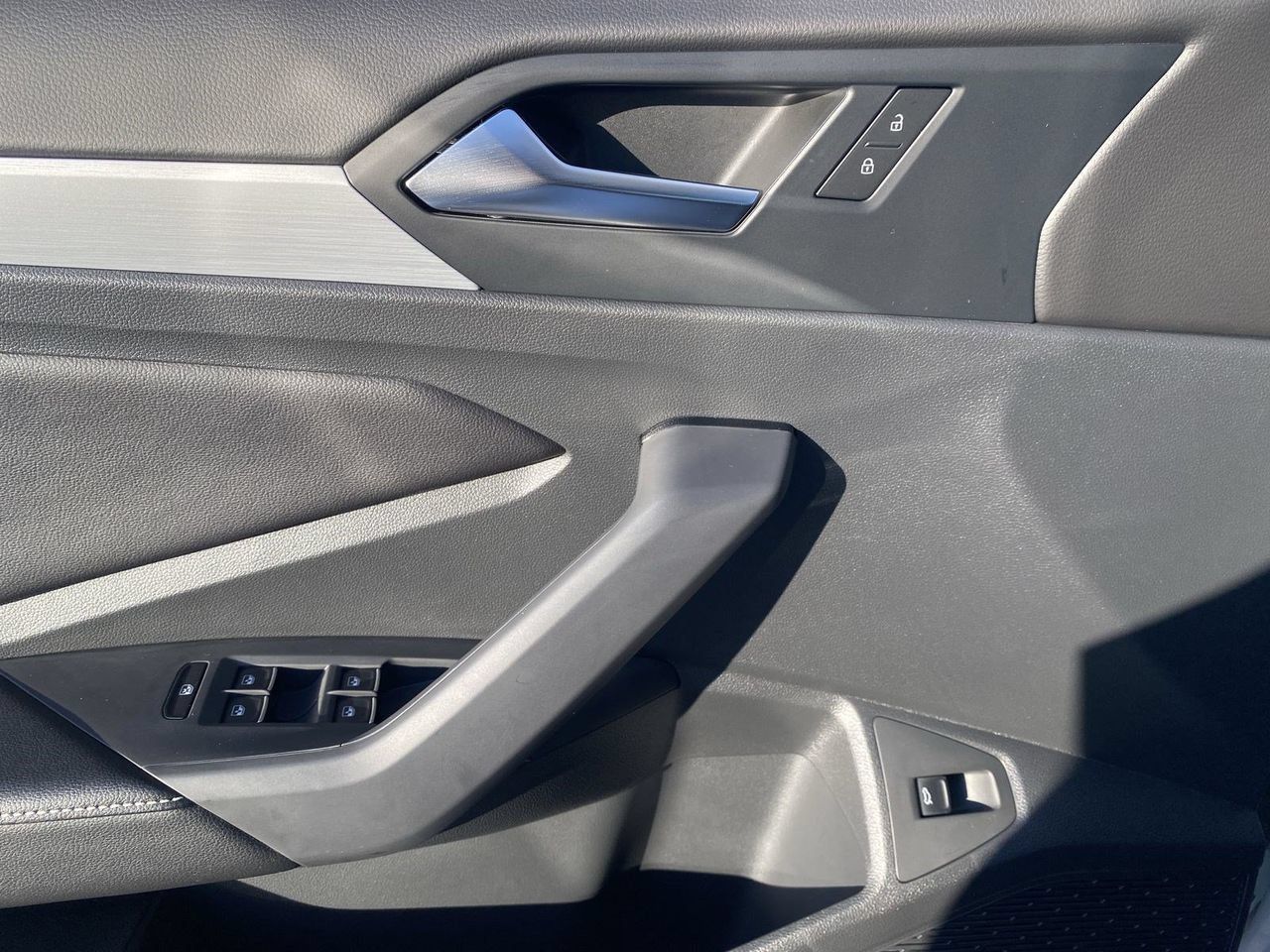 New 2026 Volkswagen Jetta Sport FWD image 17