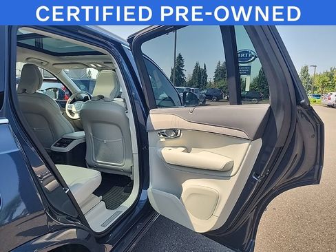 Certified 2025 Volvo XC90 T8 Ultra w/ Protection Package Premier AWD/4WD image 17