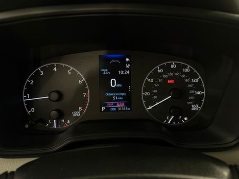 Used 2025 Toyota Corolla LE image 17