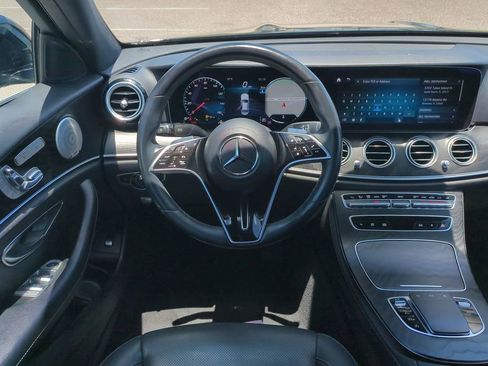 Used 2022 Mercedes-Benz E 350 Sedan image 17