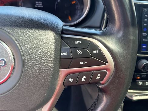 Used 2020 Jeep Grand Cherokee High Altitude AWD/4WD image 18