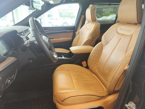 Certified 2021 Jeep Grand Cherokee L Summit w/ Advanced Protech Group IV AWD/4WD image 22