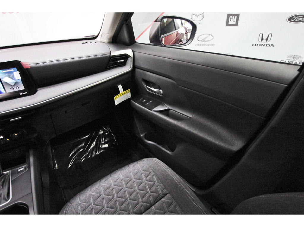 Used 2026 Nissan Kicks SV FWD image 10