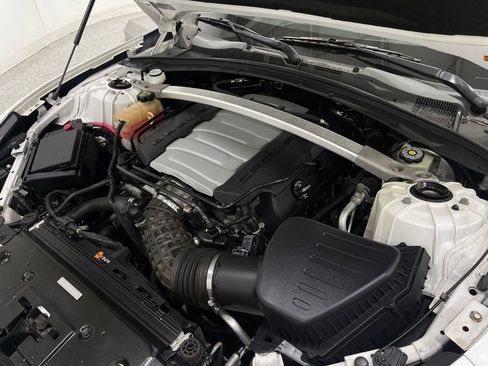 Used 2019 Chevrolet Camaro SS image 27