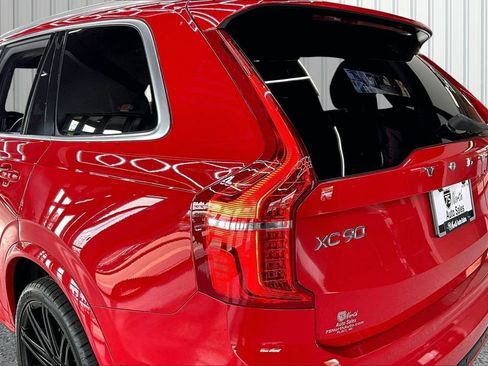 Used 2016 Volvo XC90 T6 R-Design w/ Vision Package AWD/4WD image 23