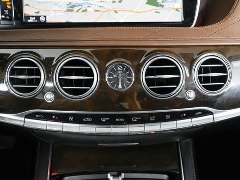 Used 2016 Mercedes-Benz Maybach S 600 image 25