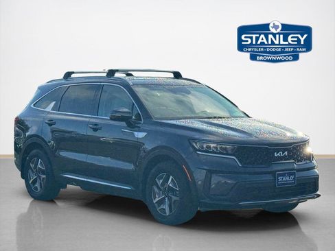 Used 2022 Kia Sorento S AWD/4WD image 1